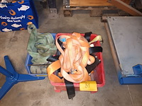Lot 81 - lot spanriemen - afbeelding 1 van  3