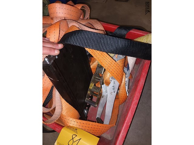 Lot 81 - lot spanriemen - afbeelding 2 van  3