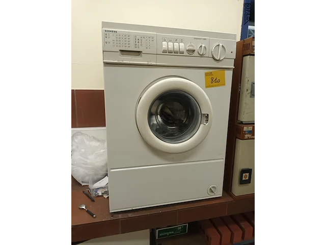 Lot 810 - wasmachine siemens - afbeelding 1 van  4
