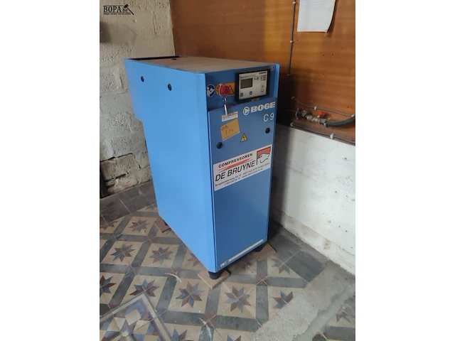 Lot 814 - boge compressor - afbeelding 1 van  3