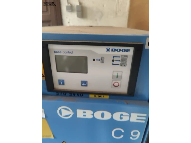 Lot 814 - boge compressor - afbeelding 2 van  3
