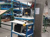 Lot 815 - overdekte werktafel - afbeelding 2 van  2