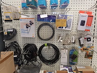 Lot 82 - materiaal voor elektrische installaties - afbeelding 1 van  6