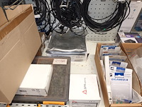 Lot 82 - materiaal voor elektrische installaties - afbeelding 4 van  6