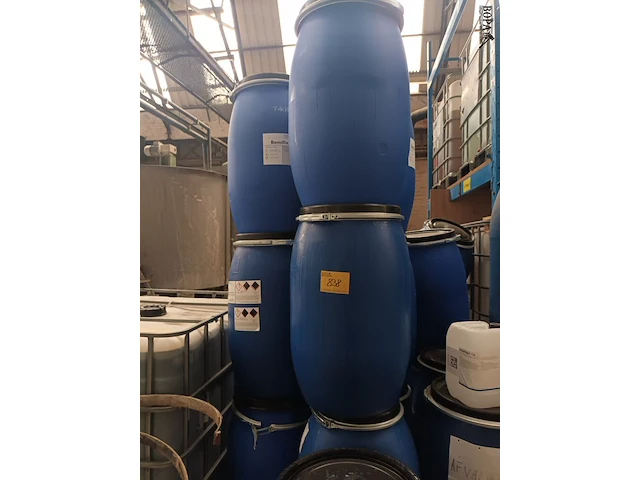 Lot 838 - plastiek ton. 20 stuks - afbeelding 1 van  3