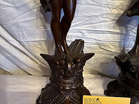 Lot 84 - beelden zamac, 2 stuks, 'de overwinning' - afbeelding 3 van  6