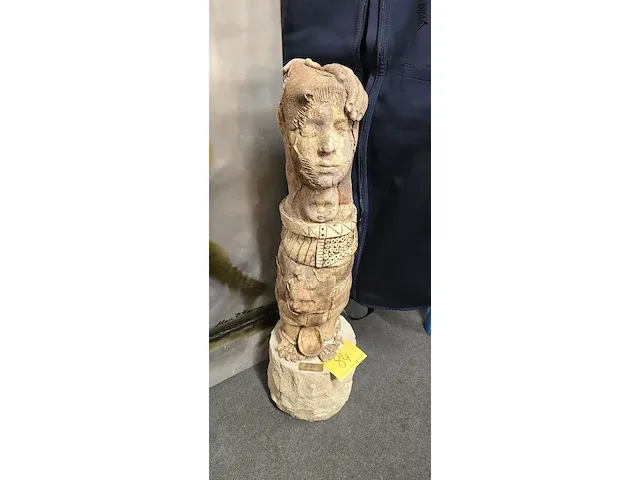 Lot 84 - kunstwerk “nieuw leven” josé hocepied - afbeelding 1 van  7