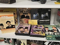 Lot 84 - laurel & hardy dvd collectie - afbeelding 1 van  6