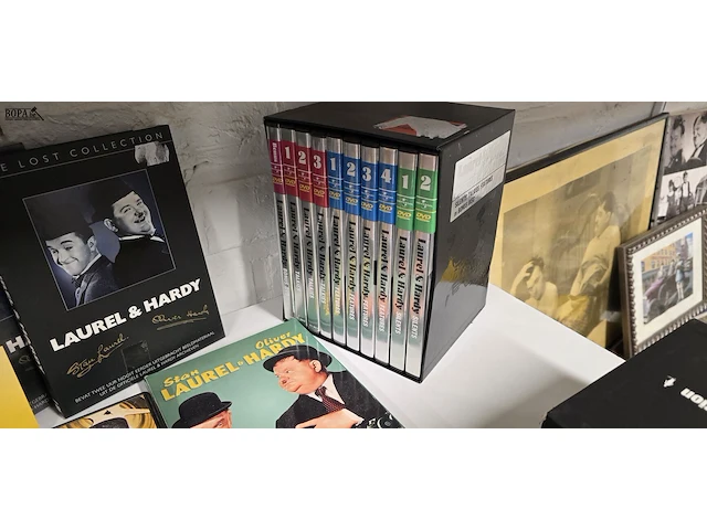 Lot 84 - laurel & hardy dvd collectie - afbeelding 2 van  6