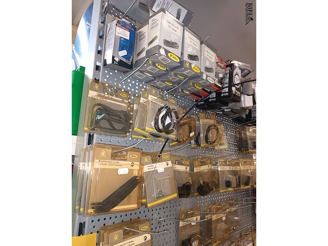 Lot 84 - lot fietsmateriaal - afbeelding 2 van  5