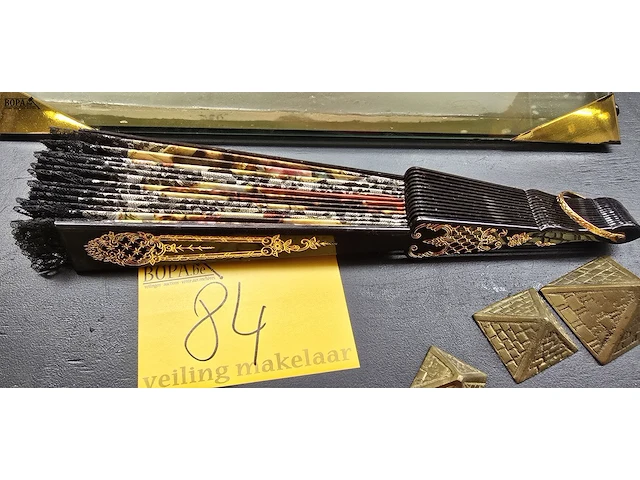 Lot 84 - miniatuurmodel van de grote tempelvan abu simbel - afbeelding 3 van  5