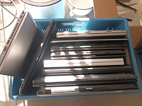 Lot 84 - oude laptops. 10 stuks - afbeelding 2 van  3