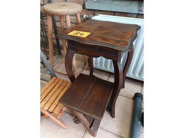 Lot 84 - plantenstaanders. 5 stuks - afbeelding 3 van  3