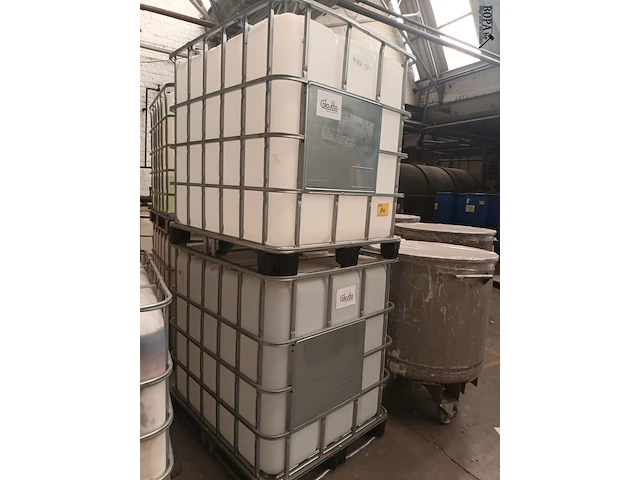 Lot 846 - ibc container. 2 stuks - afbeelding 2 van  4