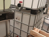 Lot 846 - ibc container. 2 stuks - afbeelding 4 van  4
