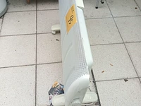 Lot 85 - elektrische verwarming ewt - afbeelding 2 van  4