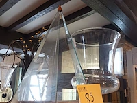 Lot 85 - glaswerk. 3 stuks - afbeelding 2 van  3