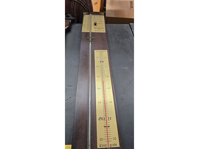 Lot 85 - kwikbarometer en antieke barometer - afbeelding 3 van  5