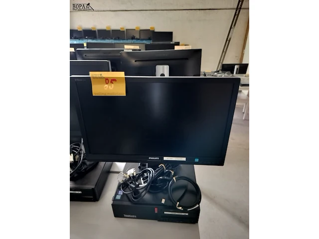 Lot 85 - lenovo thinkcentre computer - afbeelding 1 van  1