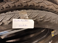 Lot 85 - lot buitenbanden. 33 stuks - afbeelding 2 van  4