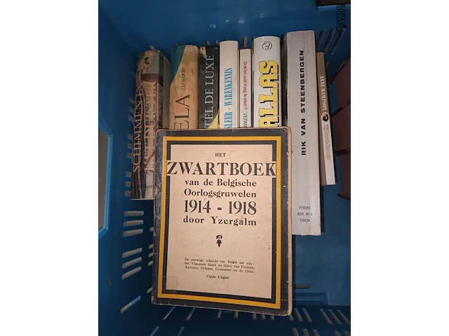 Lot 85 - oude boeken. 12 stuks - afbeelding 2 van  3