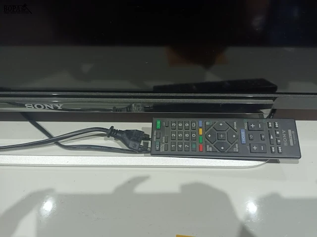 Lot 85 - sony tv 101 cm - afbeelding 2 van  5
