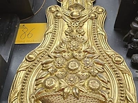 Lot 86 - comtoise klok en antieke hangklok - afbeelding 3 van  4