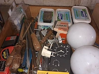 Lot 86 - doe-het-zelf materiaal - afbeelding 1 van  4