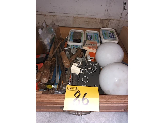 Lot 86 - doe-het-zelf materiaal - afbeelding 4 van  4