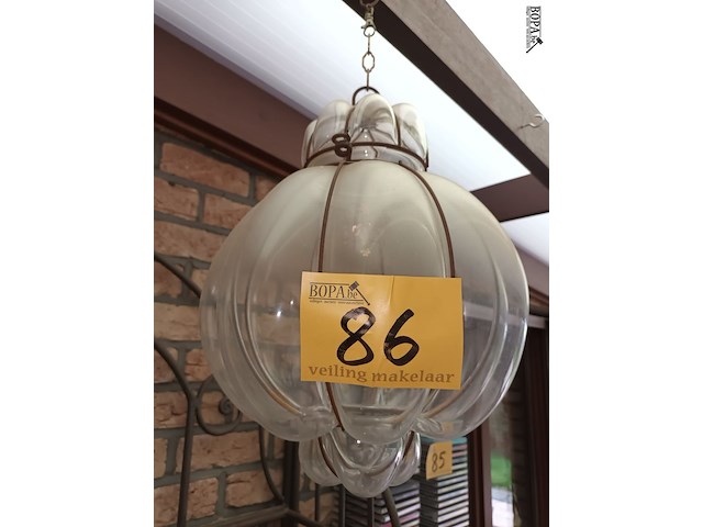 Lot 86 - sierlamp in glas - afbeelding 3 van  3