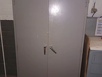 Lot 863 - dossierkast - afbeelding 1 van  2