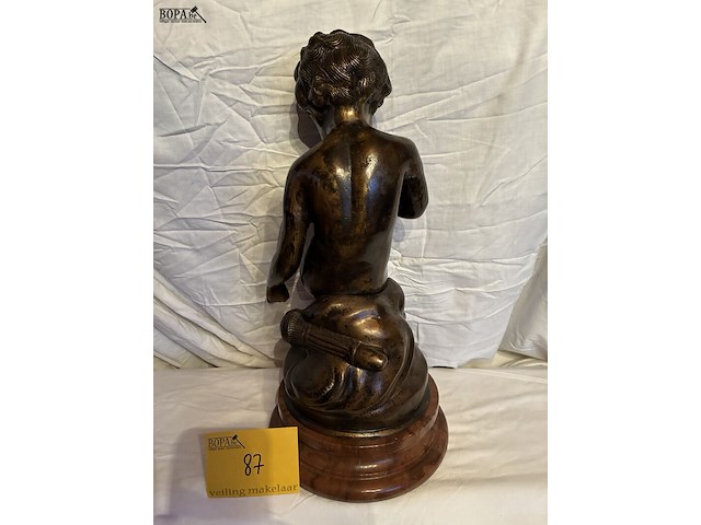 Lot 87 - beeld brons, marmeren voet, forbel, 'de stilte' - afbeelding 4 van  5