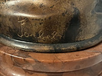 Lot 87 - beeld brons, marmeren voet, forbel, 'de stilte' - afbeelding 5 van  5