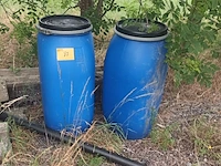Lot 87 - blauwe ton. 2 stuks - afbeelding 1 van  2