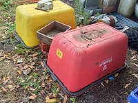 Lot 87 - mortelkuipen en stapelbakjes - afbeelding 3 van  3