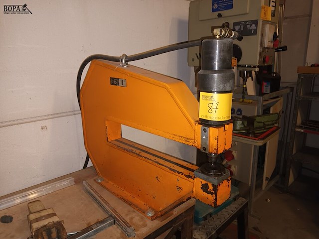 Lot 87 - pneumatische boormachine häwa - afbeelding 1 van  5