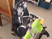 Lot 87 - trolley, koffer en tassen. 8 stuks - afbeelding 2 van  3