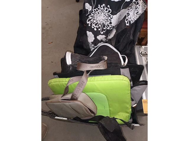 Lot 87 - trolley, koffer en tassen. 8 stuks - afbeelding 3 van  3