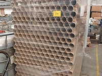 Lot 874 - pallet kartonnen kokers - afbeelding 1 van  4