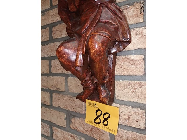 Lot 88 - beeld in gips - afbeelding 3 van  4