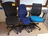 Lot 88 - bureaustoel. 3 stuks - afbeelding 1 van  3