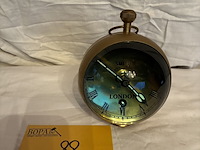 Lot 88 - glazen bolvormig tafeluurwerk, smith - afbeelding 1 van  3