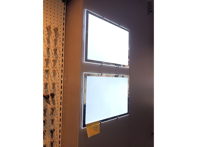 Lot 88 - led lichtborden. 29 stuks - afbeelding 2 van  4