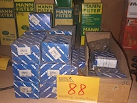 Lot 88 - onderdelen scania. 12 stuks - afbeelding 1 van  3