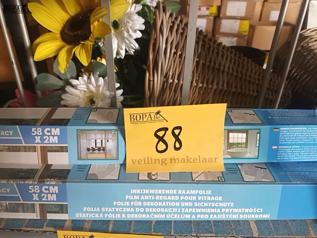 Lot 88 - raamfolie. 3 stuks - afbeelding 1 van  4