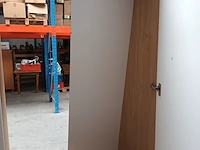 Lot 89 - kleerkast - afbeelding 2 van  4