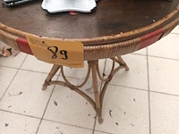 Lot 89 - rotan bijzettafel - afbeelding 3 van  3