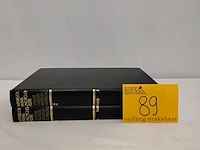 Lot 89 - serie boeken, encyclopedie van 2e wereldoorlog, 2 delen - afbeelding 1 van  1