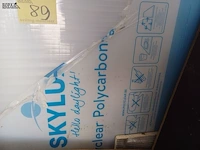 Lot 89 - skylux polycarbinaatplaat - afbeelding 2 van  2