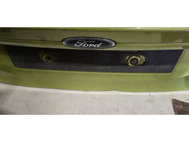 Lot 9 - achterklep ford fiesta - afbeelding 2 van  3